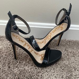 New Sam Edelman 6 1/2 Black strapped heels